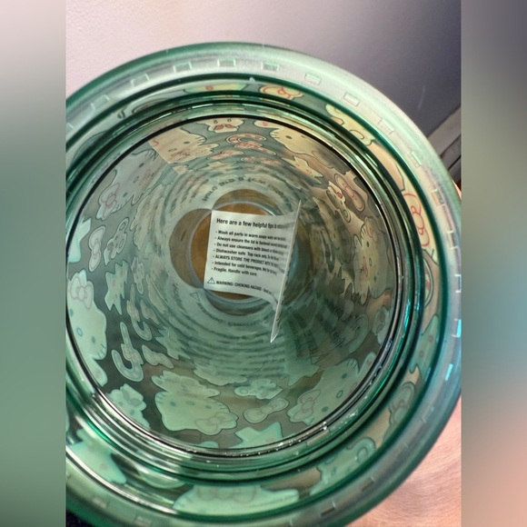 Hello Kitty Gingerbread Floral Tumbler With Straw Holiday Cup NWT - Picture 3 of 3